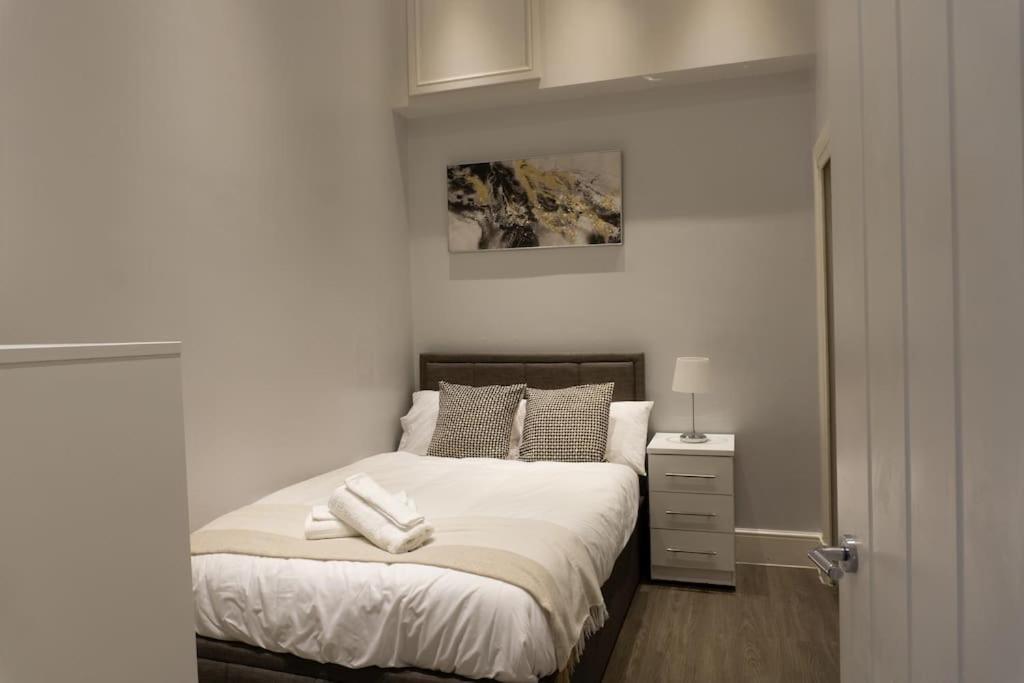 Spacious Apartment In City Centre - Free Parking Nottingham Exteriör bild