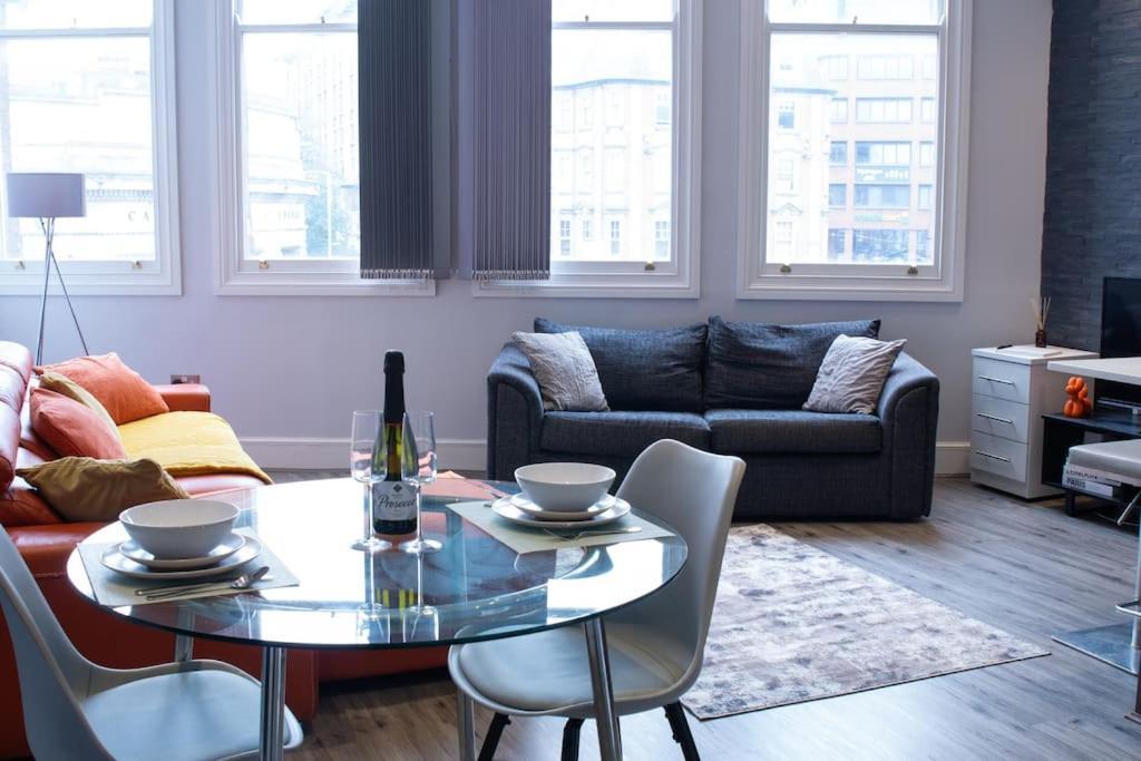 Spacious Apartment In City Centre - Free Parking Nottingham Exteriör bild