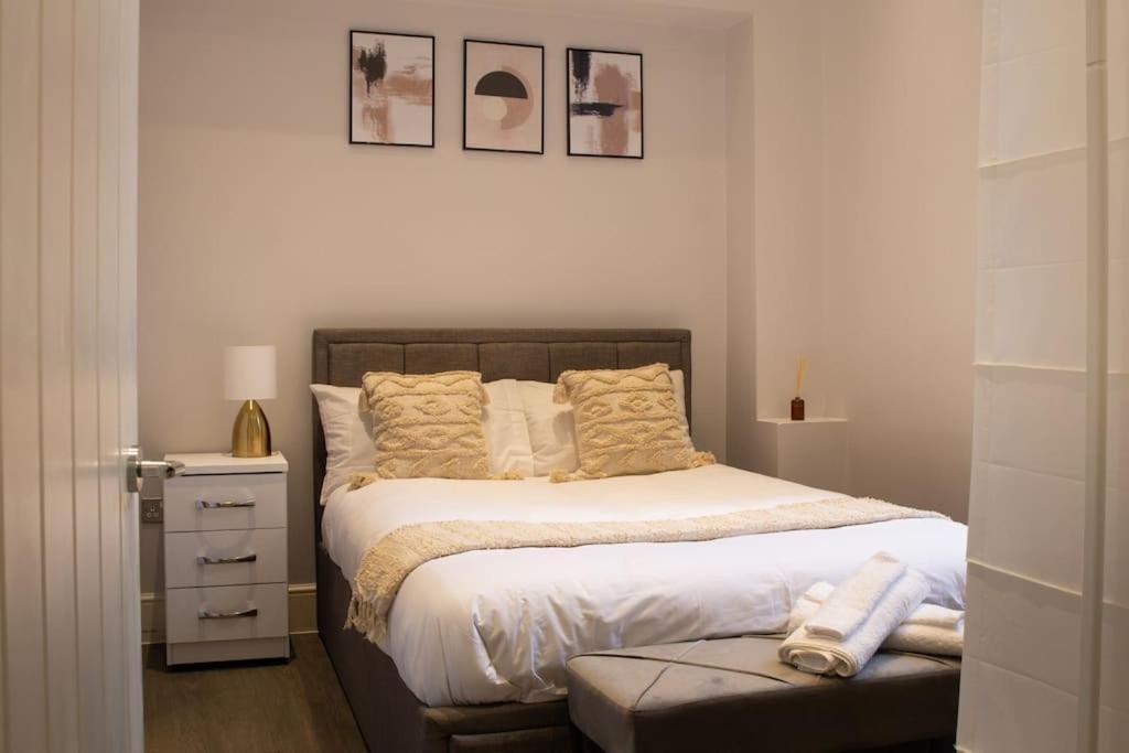 Spacious Apartment In City Centre - Free Parking Nottingham Exteriör bild
