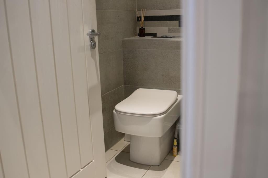 Spacious Apartment In City Centre - Free Parking Nottingham Exteriör bild
