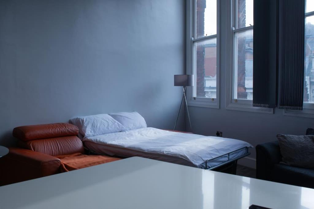 Spacious Apartment In City Centre - Free Parking Nottingham Exteriör bild
